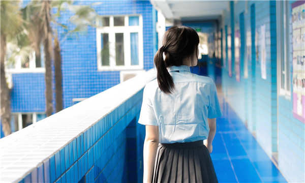 杨林街道如何找到一个可以帮助我生孩子的女人？